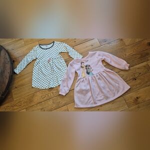 Bundle Of 2 Dresses..1 Polka Dot 1 Disney Princess Size 5t